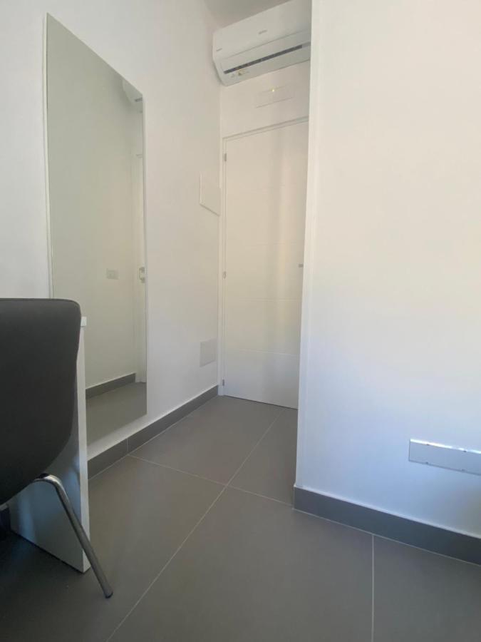 Double Room Terrace,1290775663:JPEG